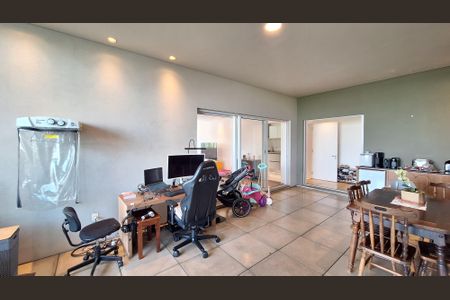 Varanda de apartamento à venda com 2 quartos, 127m² em Vila Ipojuca, São Paulo