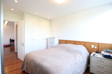 Apartamento à venda com 127m², 2 quartos e 2 vagasSuíte 1