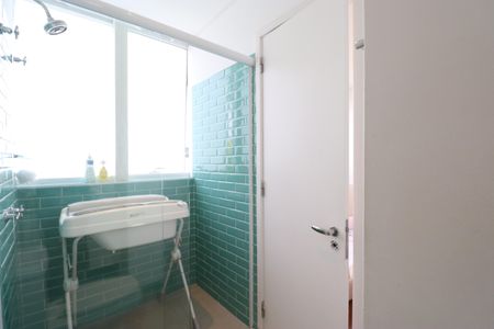 Apartamento à venda com 127m², 2 quartos e 2 vagasBanheiro da Suíte 2