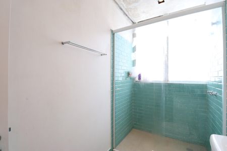 Apartamento à venda com 127m², 2 quartos e 2 vagasBanheiro da Suíte 1