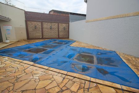 Casa de condomínio à venda com 162m², 3 quartos e 2 vagasÁrea comum - Piscina