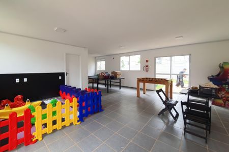 Apartamento para alugar com 43m², 2 quartos e sem vaga Apartamento para alugar com 43m², 2 quartos e sem vagaSala de Jogos