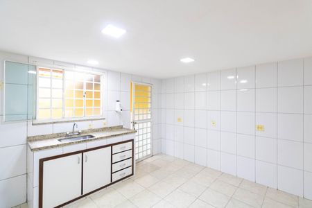Casa para alugar com 90m², 2 quartos e 1 vagaCozinha