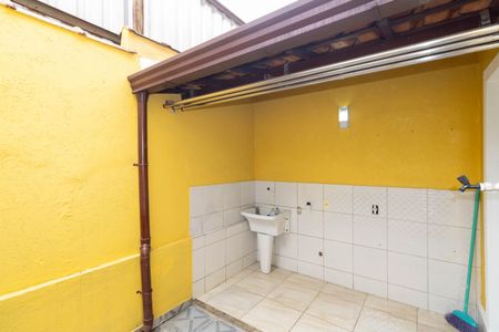 Casa para alugar com 90m², 2 quartos e 1 vagaÁrea de Serviço