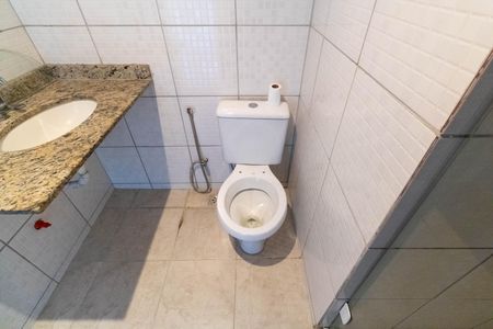 Casa para alugar com 90m², 2 quartos e 1 vagaBanheiro da Suíte 2