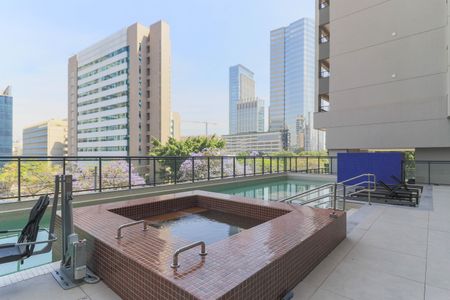 Studio à venda com 24m², 1 quarto e sem vagaÁrea comum - Piscina