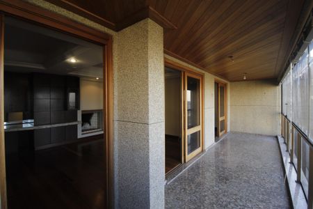 Apartamento à venda com 211m², 6 quartos e 3 vagasVaranda gourmet