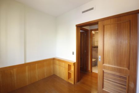 Apartamento à venda com 211m², 6 quartos e 3 vagasQuarto 3