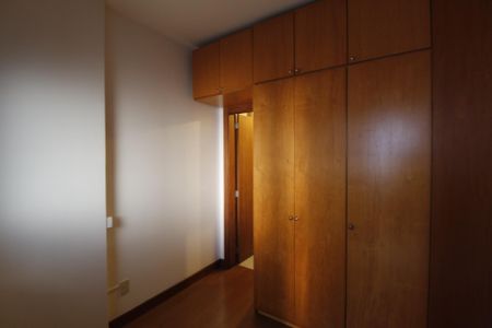 Apartamento à venda com 211m², 6 quartos e 3 vagasQuarto de Serviço