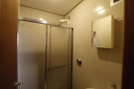 Apartamento à venda com 211m², 6 quartos e 3 vagasBanheiro de serviço