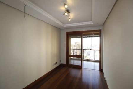 Apartamento à venda com 211m², 6 quartos e 3 vagasEscritório