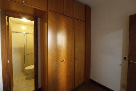 Apartamento à venda com 211m², 6 quartos e 3 vagasQuarto de Serviço