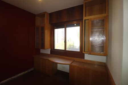 Apartamento à venda com 211m², 6 quartos e 3 vagasQuarto 3