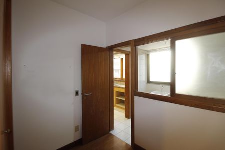 Apartamento à venda com 211m², 6 quartos e 3 vagasQuarto de Serviço