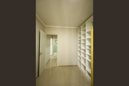 Apartamento para alugar com 104m², 3 quartos e 2 vagasQuarto 2