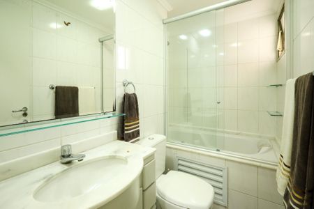 Apartamento para alugar com 104m², 3 quartos e 2 vagasBanheiro da Suíte