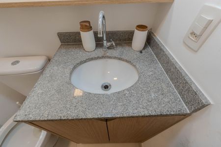 Banheiro de apartamento à venda com 1 quarto, 26m² em Bela Vista, São Paulo