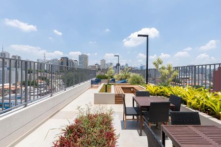 Apartamento à venda com 26m², 1 quarto e 1 vagaÁrea comum - Churrasqueira