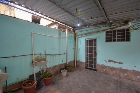 Casa para alugar com 66m², 2 quartos e 1 vagaÁrea de Serviço