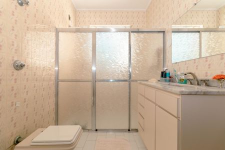 Casa para alugar com 250m², 3 quartos e 2 vagasBanheiro Social