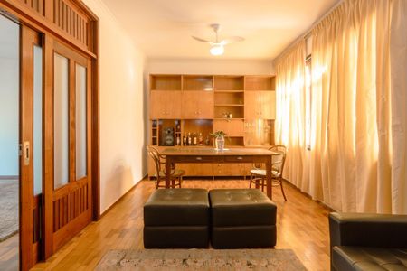 Casa para alugar com 250m², 3 quartos e 2 vagasSala 2