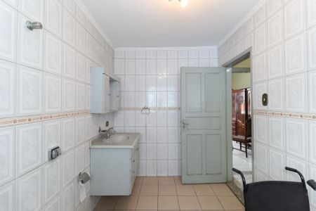 Casa à venda com 400m², 5 quartos e 3 vagasBanheiro Social da casa 1