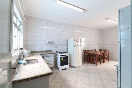 Casa à venda com 400m², 5 quartos e 3 vagasCozinha da casa 1