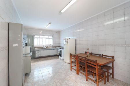 Casa à venda com 400m², 5 quartos e 3 vagasCozinha da casa 1