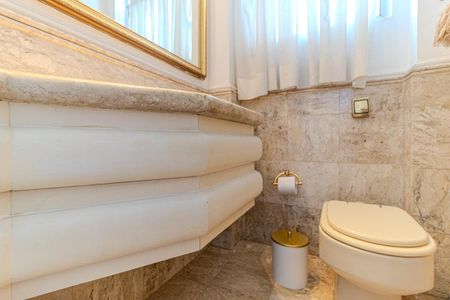 Apartamento para alugar com 265m², 3 quartos e 3 vagas Apartamento para alugar com 265m², 3 quartos e 3 vagasLavabo