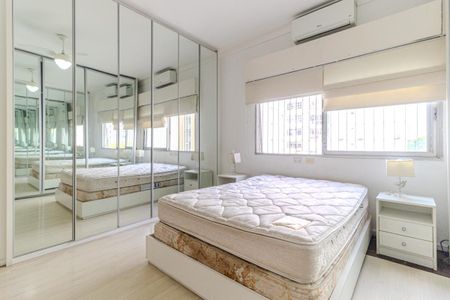Apartamento para alugar com 265m², 3 quartos e 3 vagas Apartamento para alugar com 265m², 3 quartos e 3 vagasSuíte 3