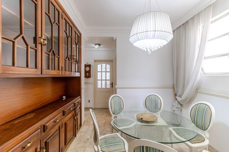 Apartamento para alugar com 265m², 3 quartos e 3 vagas Apartamento para alugar com 265m², 3 quartos e 3 vagasCopa