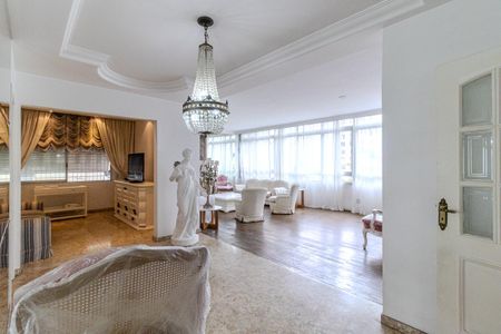 Apartamento para alugar com 265m², 3 quartos e 3 vagas Apartamento para alugar com 265m², 3 quartos e 3 vagasEntrada