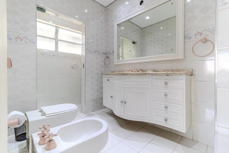 Apartamento para alugar com 265m², 3 quartos e 3 vagas Apartamento para alugar com 265m², 3 quartos e 3 vagasBanheiro da Suíte 3