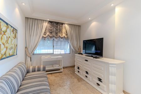 Apartamento para alugar com 265m², 3 quartos e 3 vagas Apartamento para alugar com 265m², 3 quartos e 3 vagasSala de TV