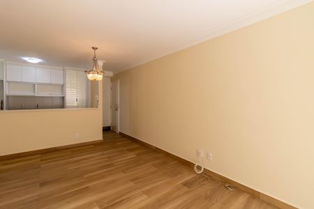 Apartamento à venda com 77m², 2 quartos e 2 vagasSala