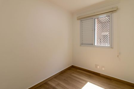Apartamento à venda com 77m², 2 quartos e 2 vagasQuarto 2