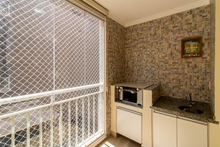 Apartamento à venda com 77m², 2 quartos e 2 vagasVaranda