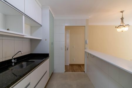 Apartamento à venda com 77m², 2 quartos e 2 vagasCozinha