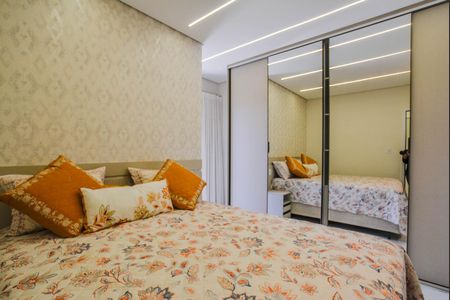 Casa à venda com 220m², 3 quartos e 6 vagasQuarto Suíte