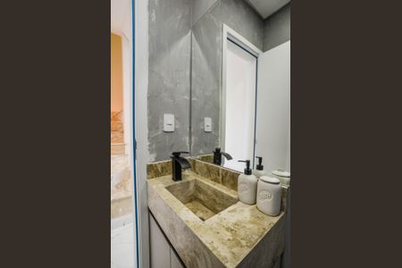 Casa à venda com 220m², 3 quartos e 6 vagasLavabo