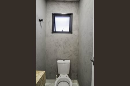 Casa à venda com 220m², 3 quartos e 6 vagasLavabo