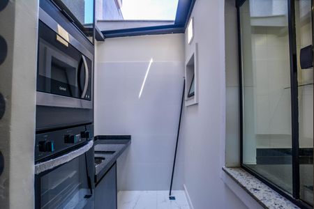 Casa à venda com 220m², 3 quartos e 6 vagasCozinha e Área de Serviço