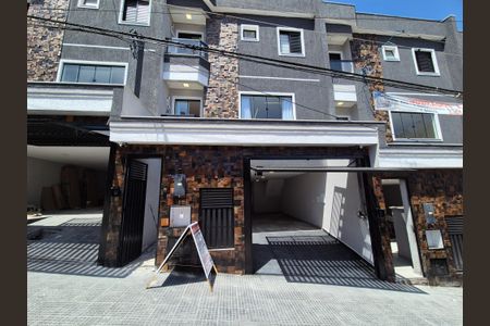 Casa à venda com 220m², 3 quartos e 6 vagasFachada