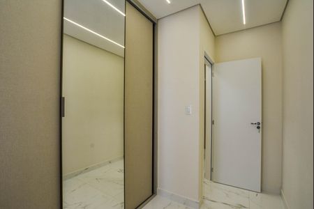Casa à venda com 220m², 3 quartos e 6 vagasQuarto 2