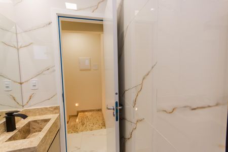 Casa à venda com 150m², 3 quartos e 4 vagasBanheiro