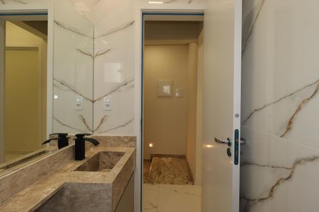 Casa à venda com 150m², 3 quartos e 4 vagasBanheiro Social