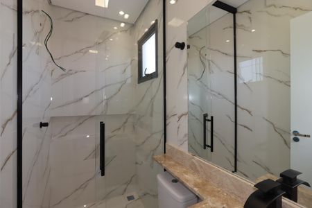 Casa à venda com 150m², 3 quartos e 4 vagasBanheiro da Suíte