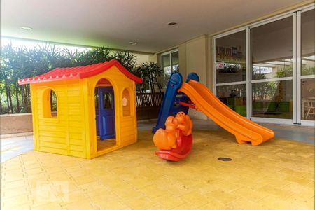 Apartamento à venda com 39m², 1 quarto e 1 vaga Apartamento à venda com 39m², 1 quarto e 1 vagaPlayground