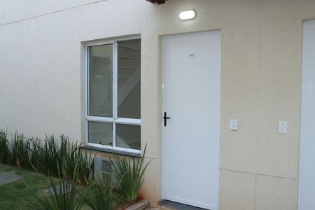 Casa de condomínio para alugar com 60m², 2 quartos e 1 vagaÁrea comum