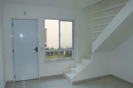 Sala de casa de condomínio para alugar com 2 quartos, 60m² em Centreville, Cotia